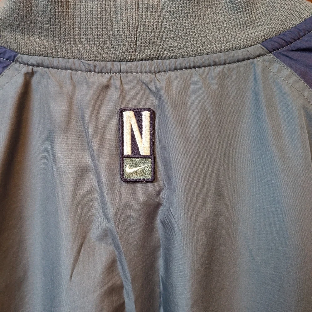 Vintage nike windbreaker Pullover Blue And Green Marsupial Pocket sz M - Picture 3 of 5